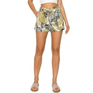 Cali 1850 Self Tie Waist Linen Shorts - Green